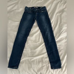 Mavi Jeans Co